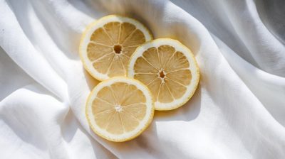 Ravivez le blanc de votre linge sans produits agressifs grâce à ce fruit miracle